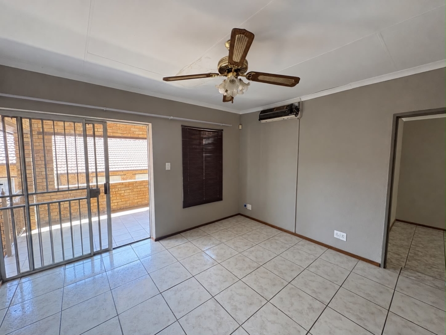 3 Bedroom Property for Sale in Safari Gardens North West